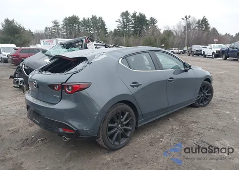 2025 Mazda Mazda3 2.5 S Carbon Edition z USA, uszkodzony, nr VIN JM1BPBLM4S1762078